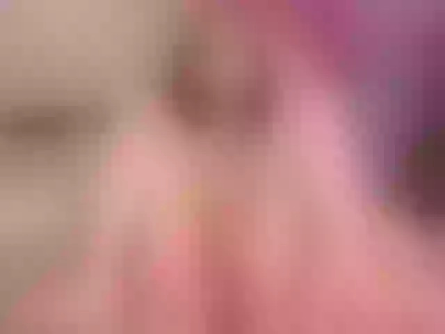 Live sex webcam photo for LaddyLuckk #277089922