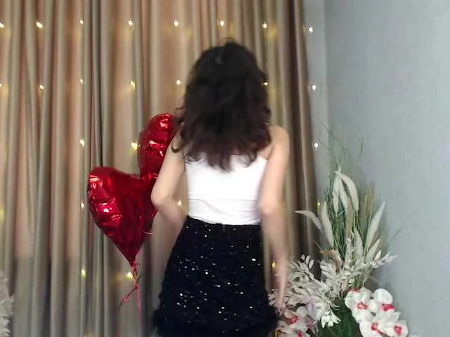 Live sex webcam photo for LaddyLuckk #277364604