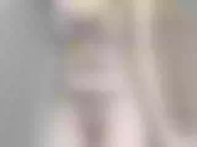 Live sex webcam photo for LaddyLuckk #277630379