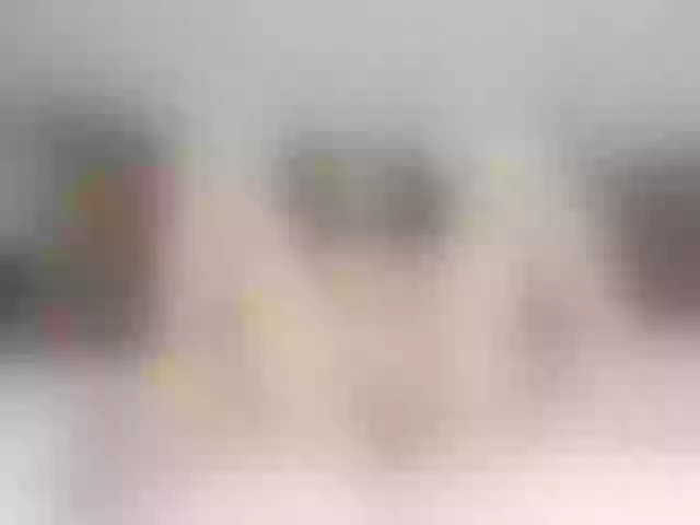 Live sex webcam photo for LaddyLuckk #277775558