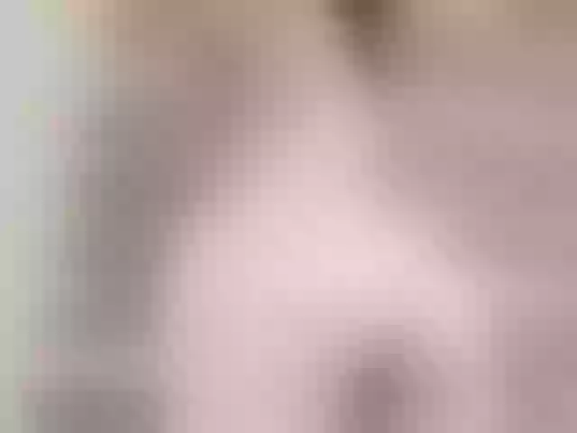 Live sex webcam photo for LaddyLuckk #278132312