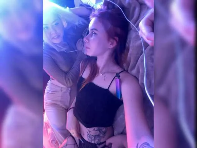 Live sex webcam photo for Ladno-davay #276687716