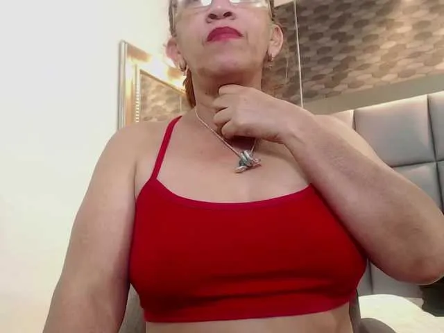 Live sex webcam photo for Lady-Diana #272745540