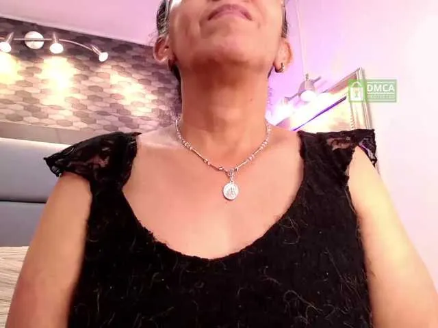 Live sex webcam photo for Lady-Diana #275716309