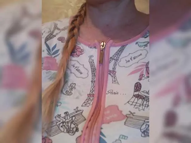 Live sex webcam photo for Lady-Erata #291302183