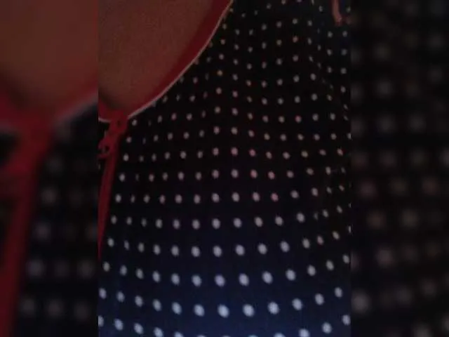 Live sex webcam photo for Lady-Erata #292384594