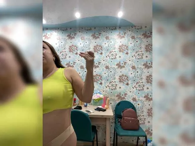 Live sex webcam photo for Lady-L #276073106