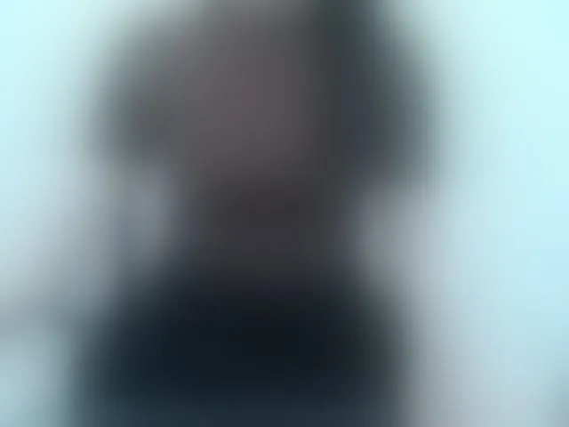 Live sex webcam photo for Lady-Young #292708404