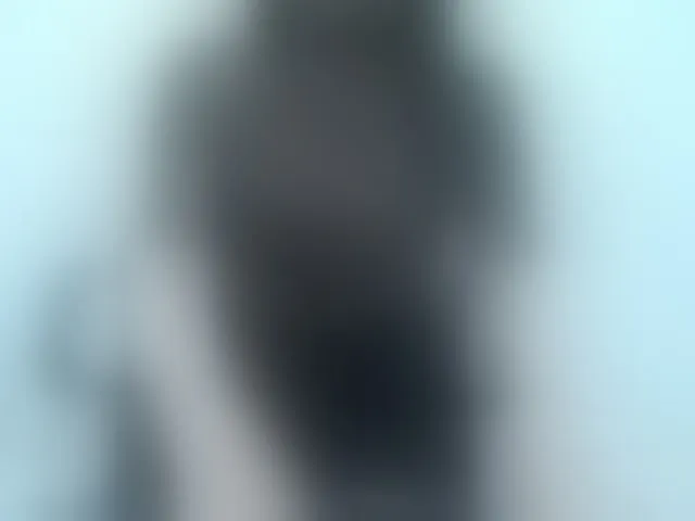 Live sex webcam photo for Lady-Young #292845713