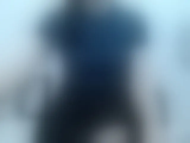 Live sex webcam photo for Lady-Young #293734654