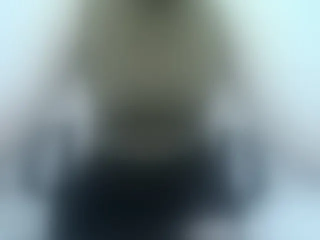 Live sex webcam photo for Lady-Young #293776573