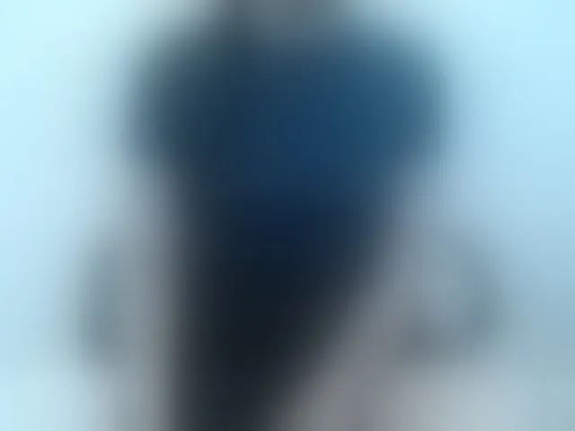 Live sex webcam photo for Lady-Young #293874384