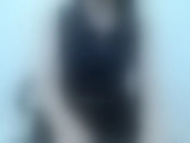 Live sex webcam photo for Lady-Young #293958103