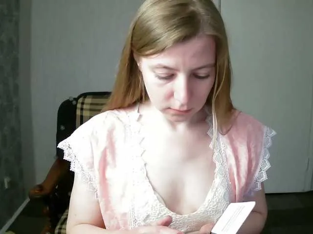 Live sex webcam photo for Lady-blonde #273627923