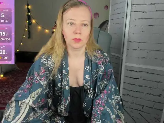 Live sex webcam photo for Lady-blonde #290301808