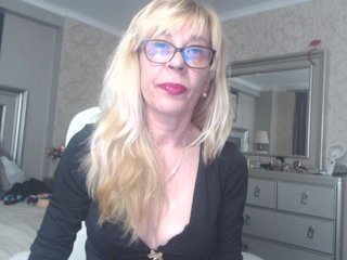 Live sex webcam photo for LadyAnais #166402815