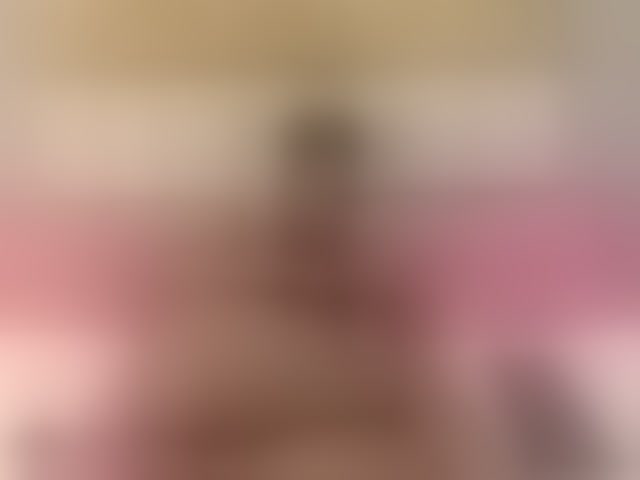 Live sex webcam photo for LadyAss33 #294205314