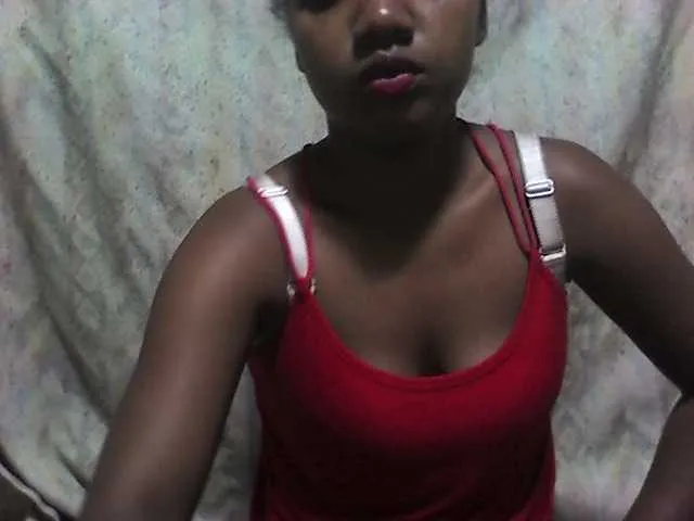 Live sex webcam photo for LadyBozz #272054963