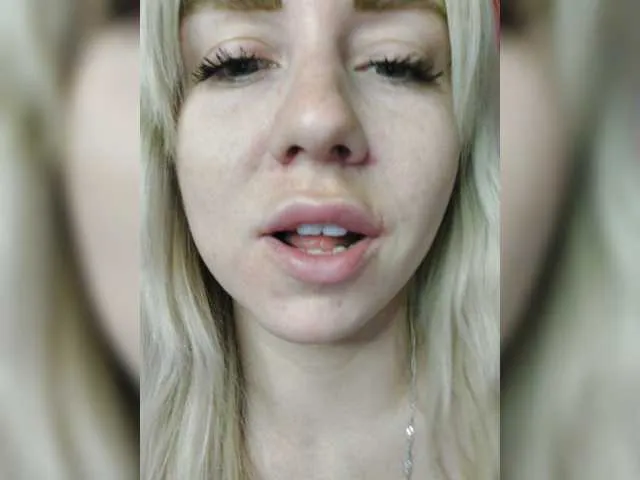 Live sex webcam photo for LadyDi11 #272884395