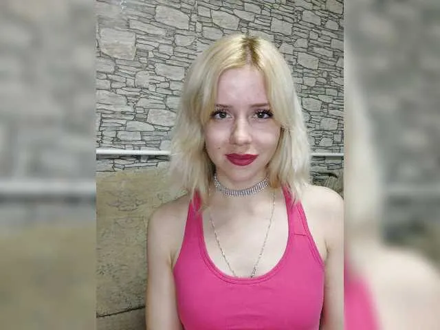 Live sex webcam photo for LadyDi11 #273014502