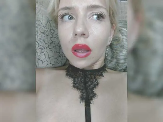 Live sex webcam photo for LadyDi11 #274117123