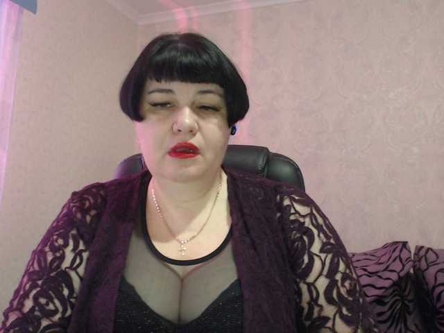 Live sex webcam photo for LadyDina #271744791