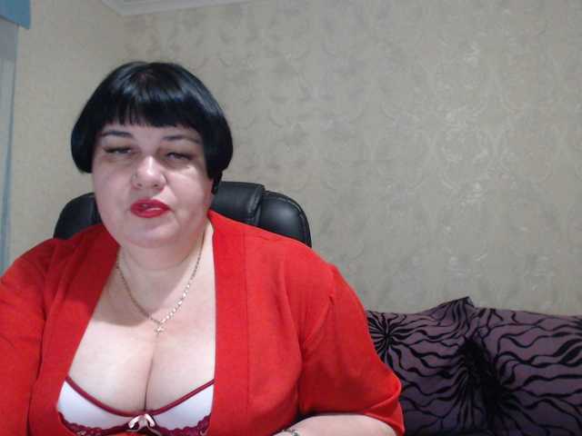 Live sex webcam photo for LadyDina #271855238