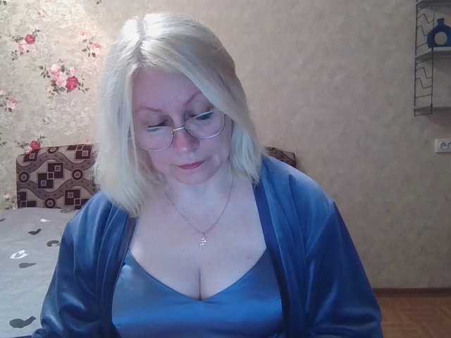 Live sex webcam photo for LadyFay #277738912