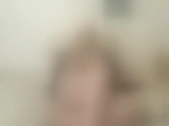 Live sex webcam photo for LadyFay #294239336