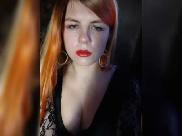 Live sex webcam photo for LadyGlamourr #271744279