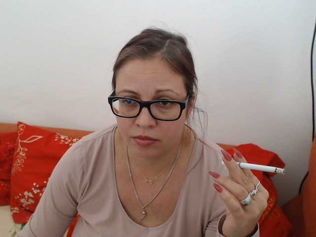 Live sex webcam photo for LadyHellene #290176861