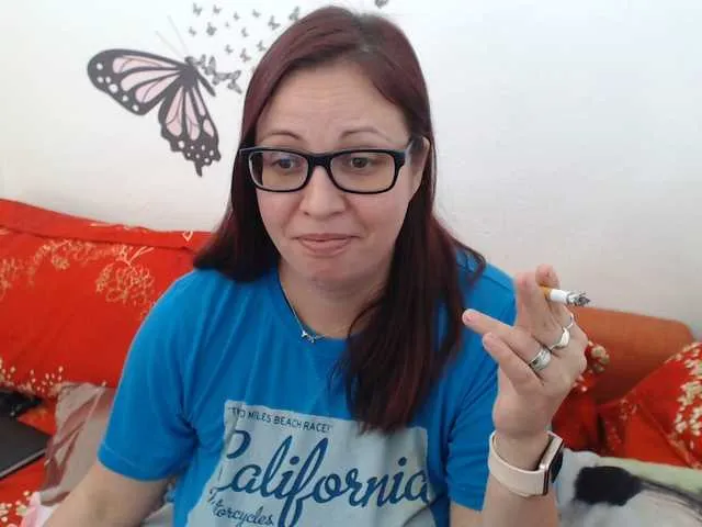 Live sex webcam photo for LadyHellene #290334915