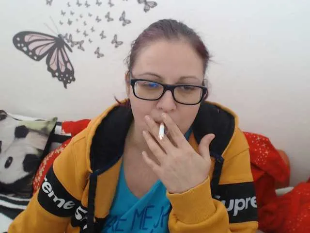 Live sex webcam photo for LadyHellene #290505892