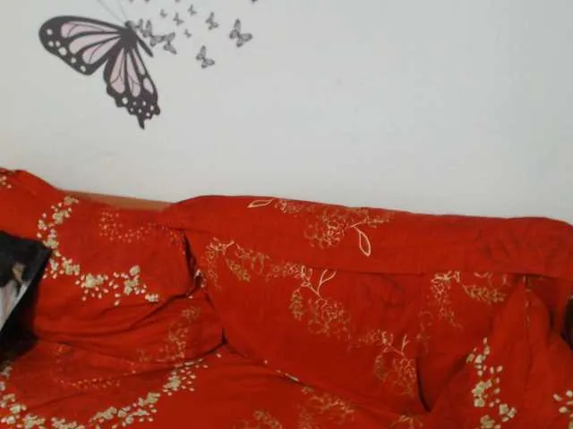 Live sex webcam photo for LadyHellene #290697509