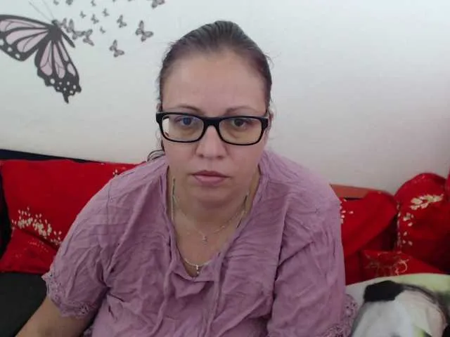 Live sex webcam photo for LadyHellene #291026610