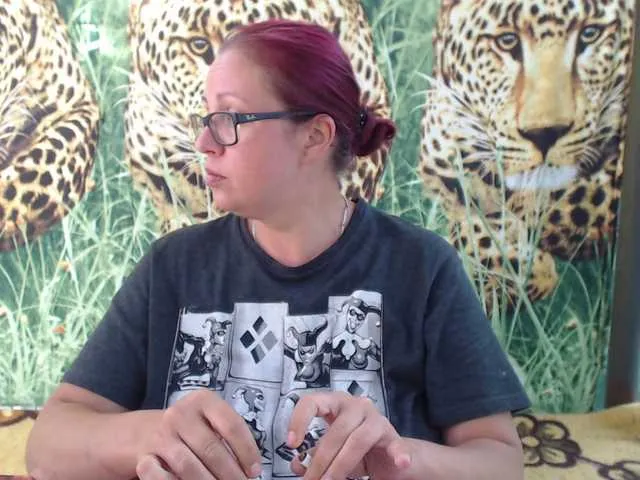 Live sex webcam photo for LadyHellene #291351707