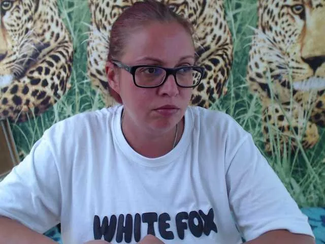 Live sex webcam photo for LadyHellene #291501050