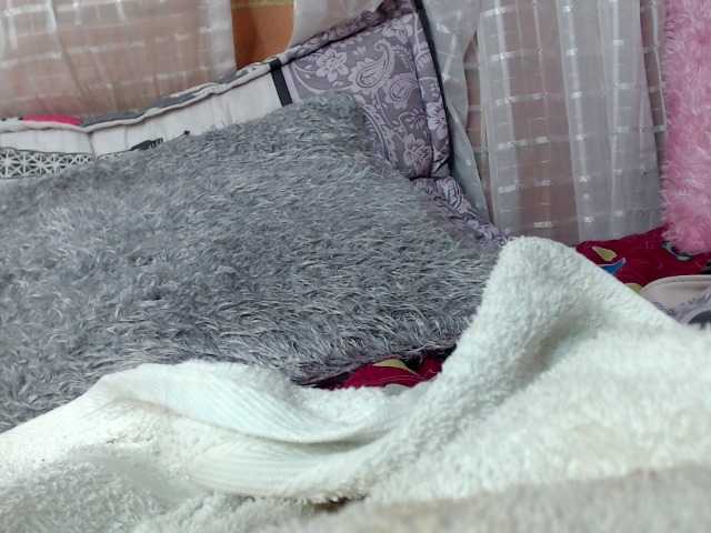 Live sex webcam photo for LadyHott #273141042