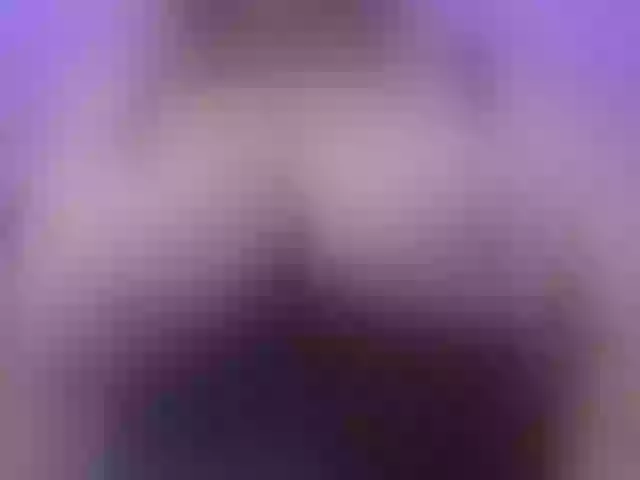 Live sex webcam photo for LadyJeen #290719336