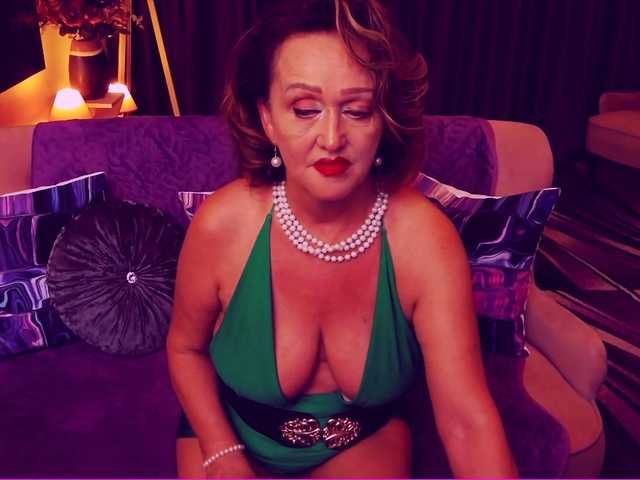 Live sex webcam photo for LadyJosette #274296771