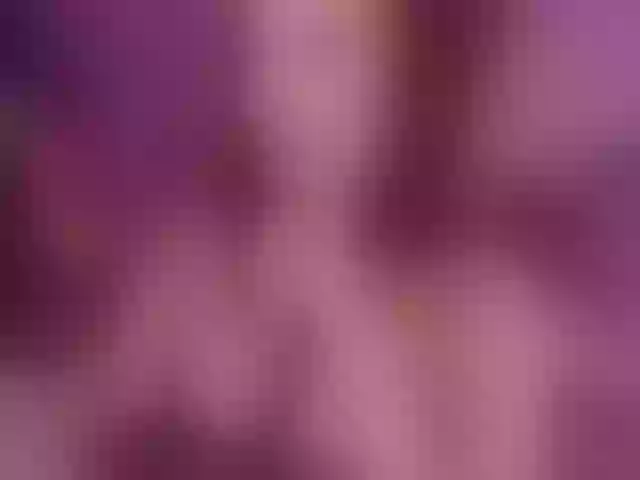 Live sex webcam photo for LadyLLSex #275634604
