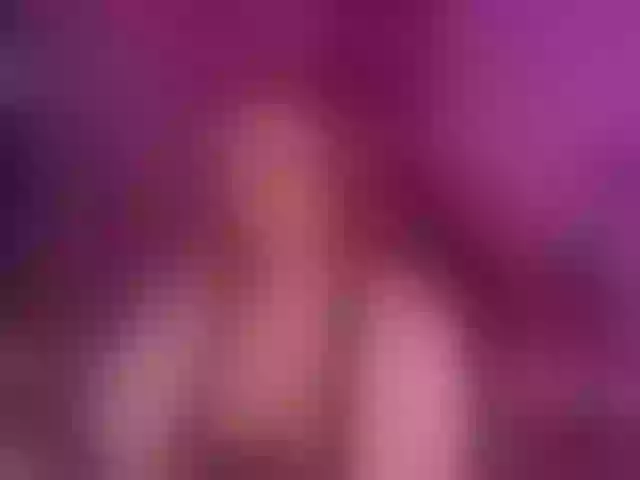 Live sex webcam photo for LadyLLSex #276356492