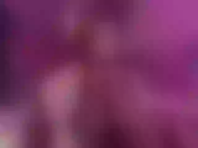Live sex webcam photo for LadyLLSex #276603232