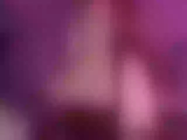Live sex webcam photo for LadyLLSex #276650780