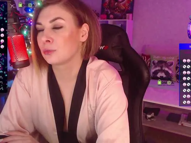 Live sex webcam photo for LadyLLSex #277014677