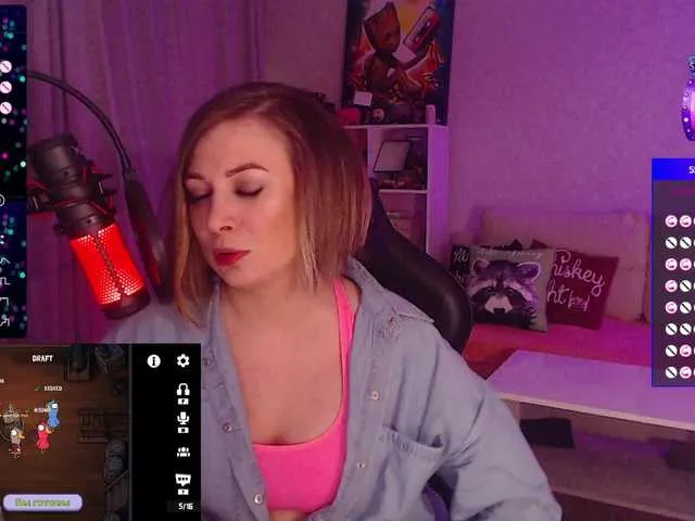 Live sex webcam photo for LadyLLSex #277653391