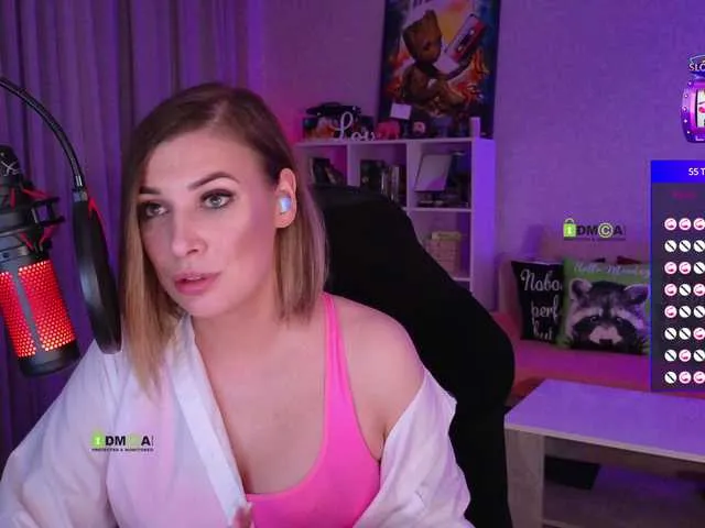 Live sex webcam photo for LadyLLSex #278053401