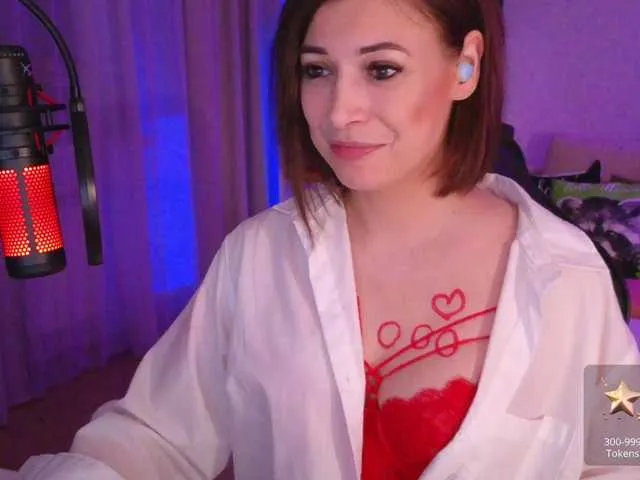 Live sex webcam photo for LadyLLSex #290684426