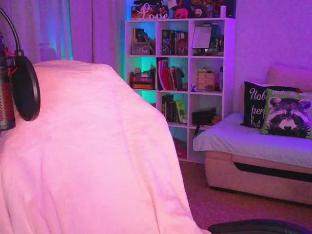 Live sex webcam photo for LadyLLSex #291503104
