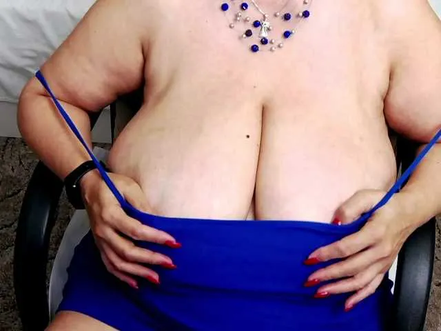 Live sex webcam photo for LadyLibely #290621739